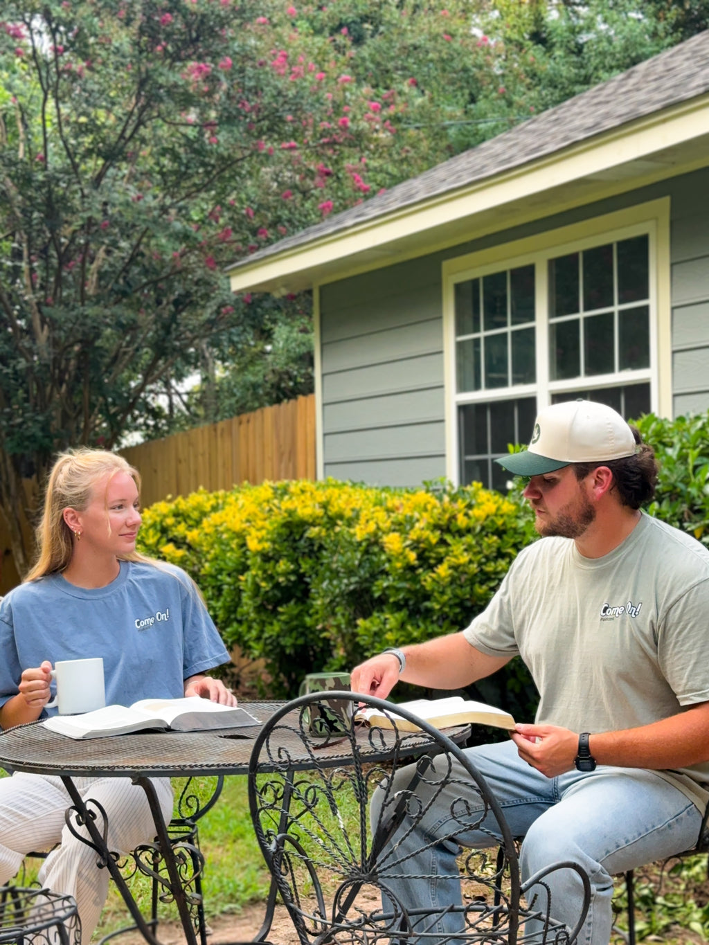 Come On! Podcast -Short Sleeve T-shirt